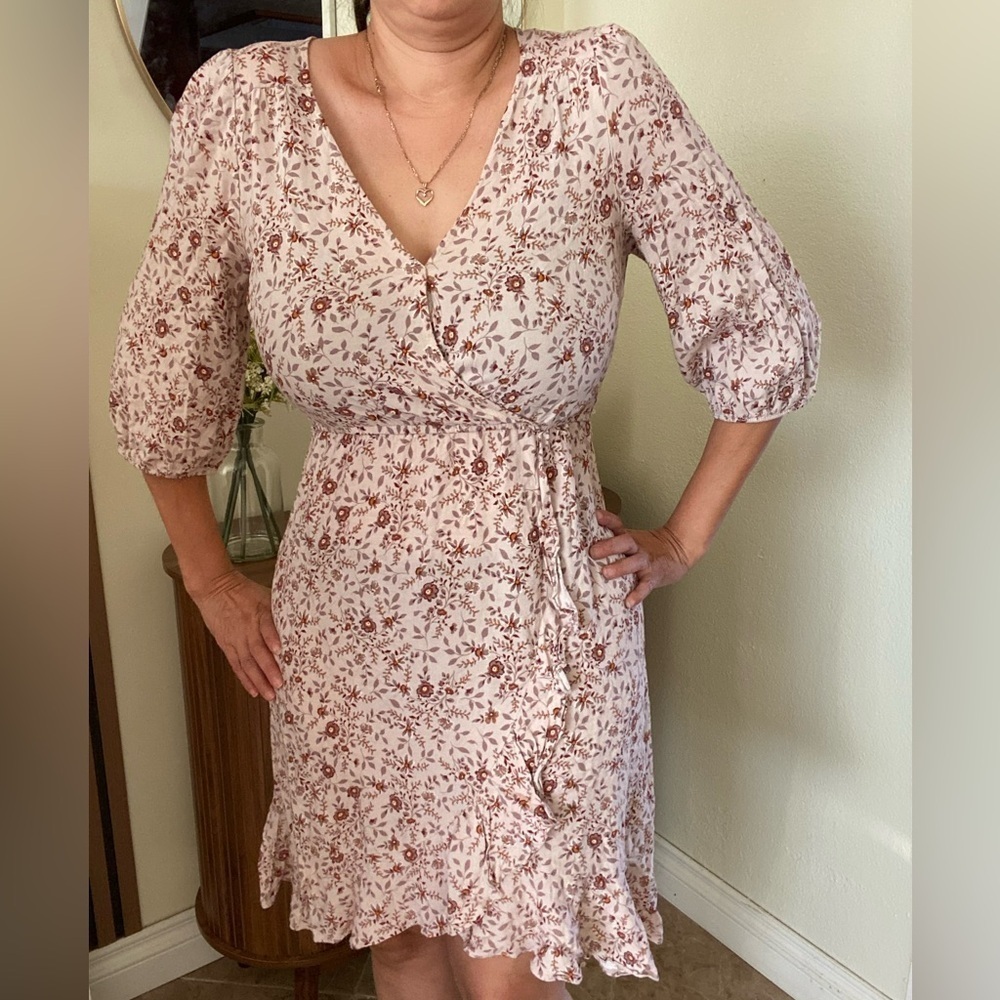 NAÏF Floral Midi Dress – Romantic Style – Size M